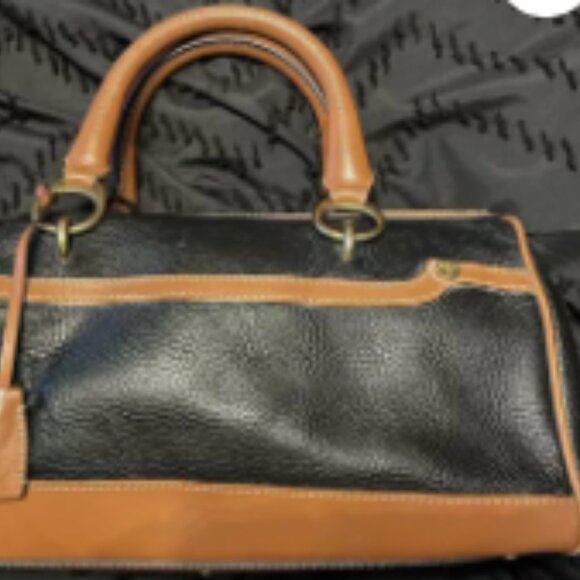 black pebbled leather handbag from Prix De Dressage Satchel purse - Picture 3 of 3